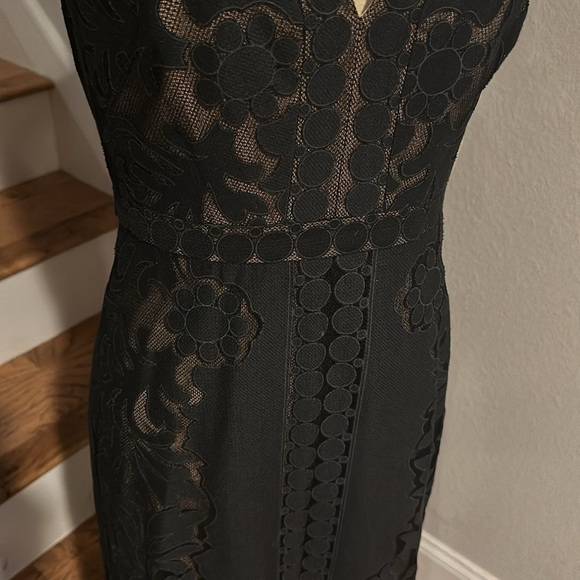 BCBMAXAZRIA V Neck Lace A Line Gown Black - Picture 8 of 12